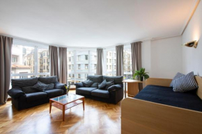 Spacious Zurriola Beach Apartment